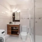 Cozy Corner: With Wifi And Private Balcony *