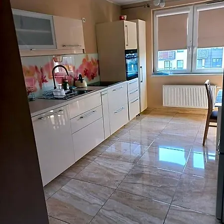דירה Cozy Corner: With Wifi And Private Balcony