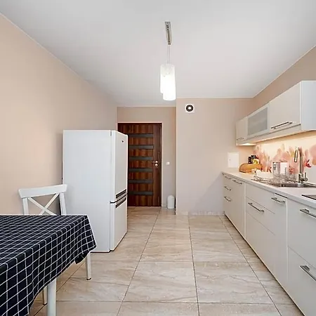 Cozy Corner: With Wifi And Private Balcony *