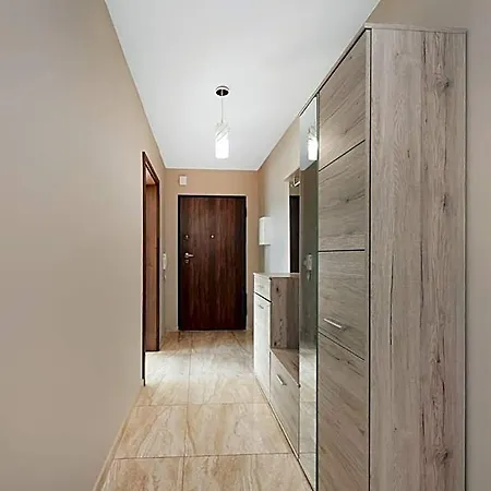 דירה Cozy Corner: With Wifi And Private Balcony