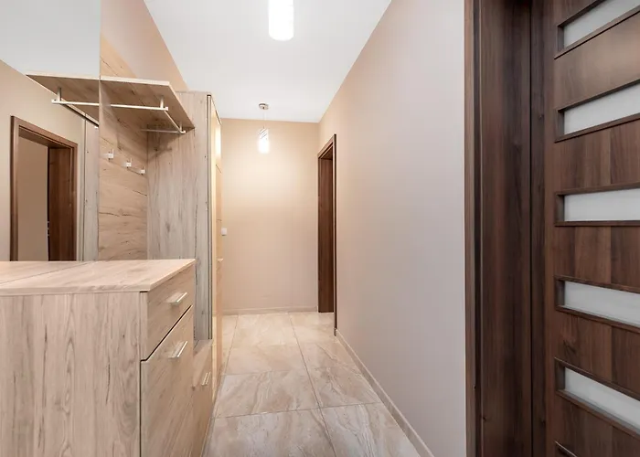 Cozy Corner: With Wifi And Private Balcony Wroclaw